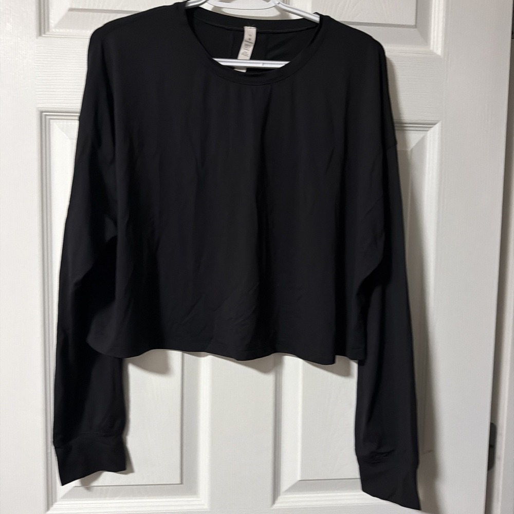 Lululemon Muscle Love Long Sleeve Black Cropped Size 10 Athleisure Sports Casual